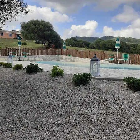 Gli Olivastri -appartamento Bel Con Piscina ,solarium E Vista Mare,climatizzatore ,wifi * Aglientu