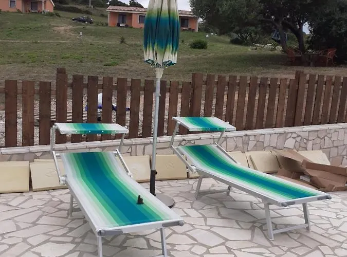 Prázdninový dům Gli Olivastri -appartamento Bel Con Piscina ,solarium E Vista Mare,climatizzatore ,wifi